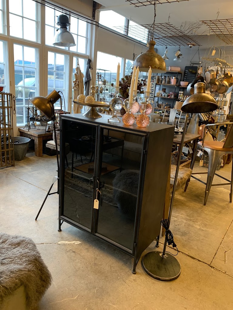 lene-blinkenberg-livsstilsbutik-brugskunst-brocante-13.jpeg
