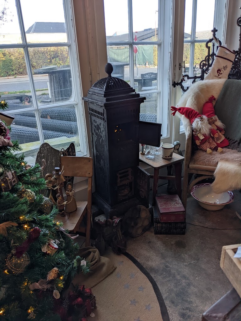 lene-blinkenberg-livsstilsbutik-brugskunst-brocante-18.jpeg