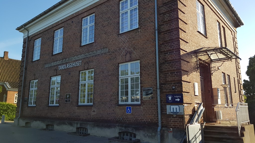 tandlaegehuset-0.jpeg