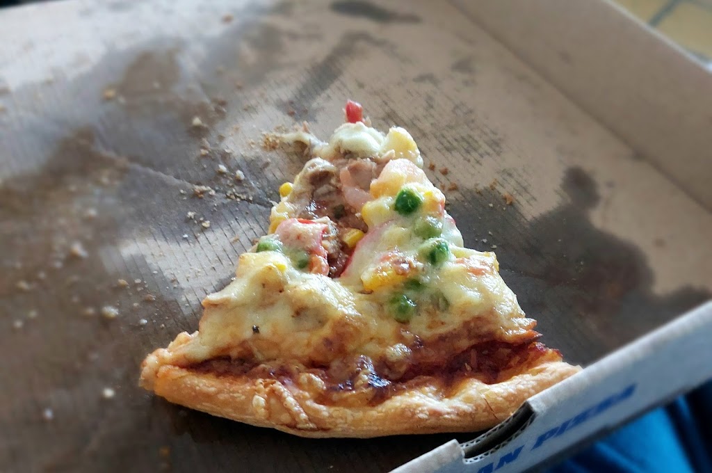 effess-pizzabar-0.jpeg