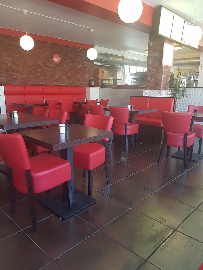 mama-olgas-pizzaria-steakhouse-12.jpeg