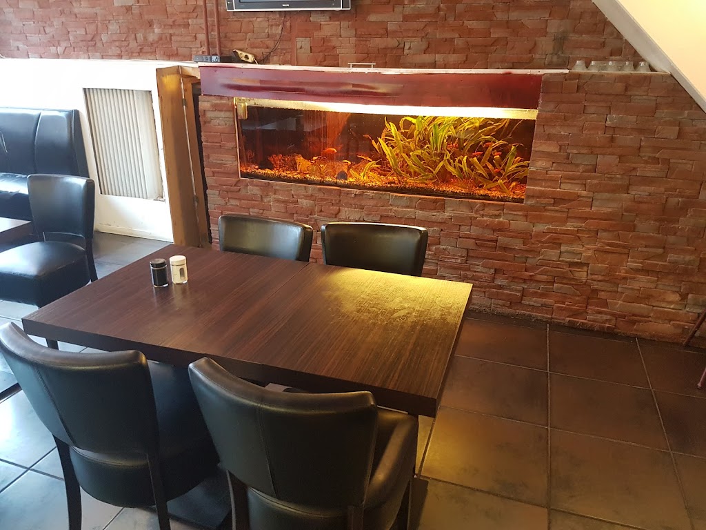 mama-olgas-pizzaria-steakhouse-8.jpeg