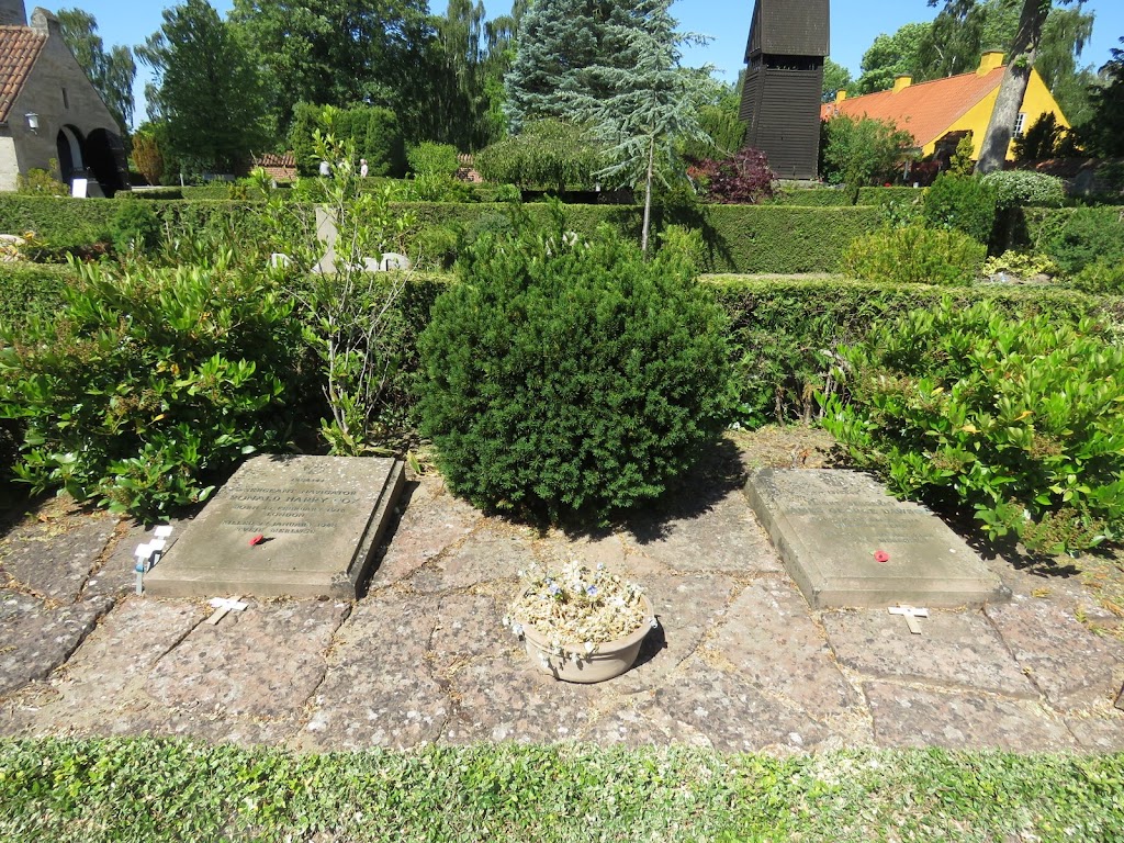 raf-krigsgrave-raf-war-graves-2.jpeg