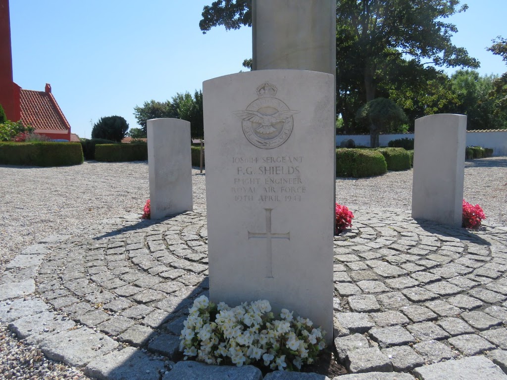 raf-krigsgrave-raf-war-graves-5.jpeg