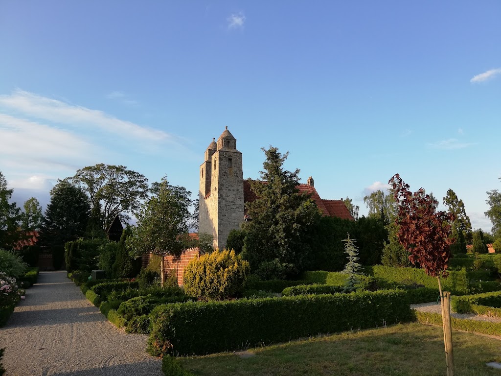 tveje-merlose-church-2.jpeg