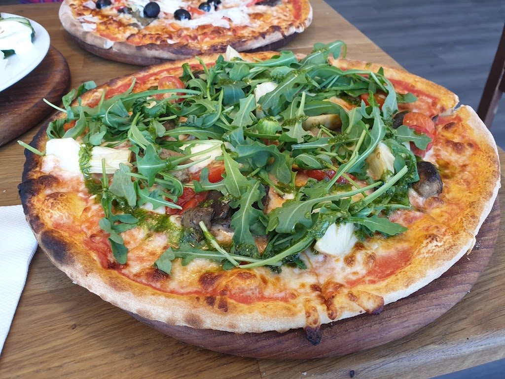 pizza-naples-3.jpeg