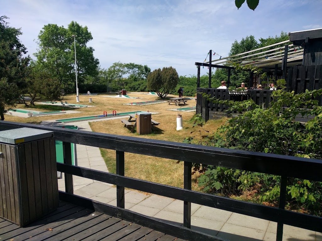 hornbaek-mini-golf-waffle-bakery-4.jpeg