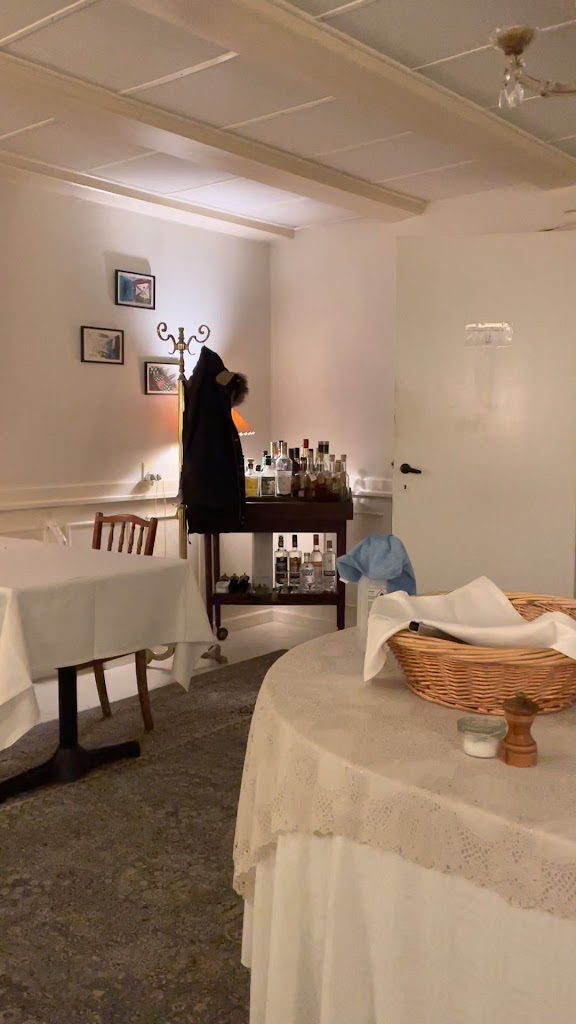 hotelpension-og-spisehus-ewaldsgaarden-v-jeff-hjetting-7.jpeg