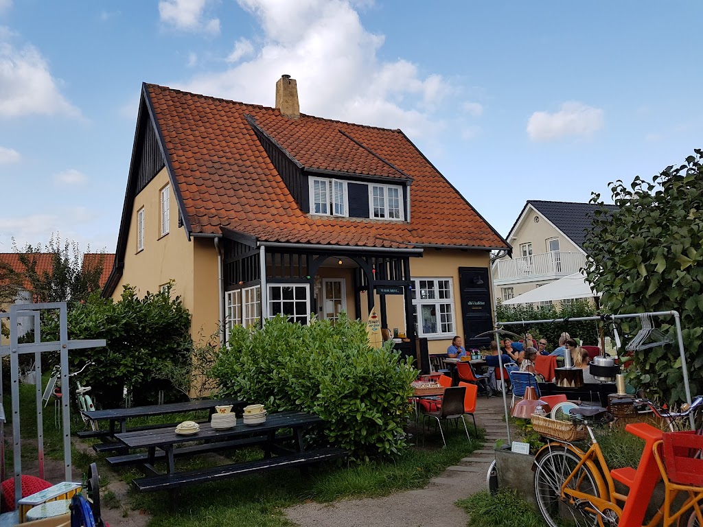 ilse-jacobsen-5.jpeg