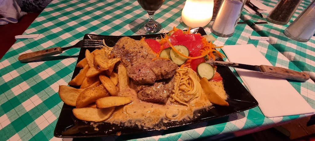 la-strada-de-luxe-ristorante-13.jpeg