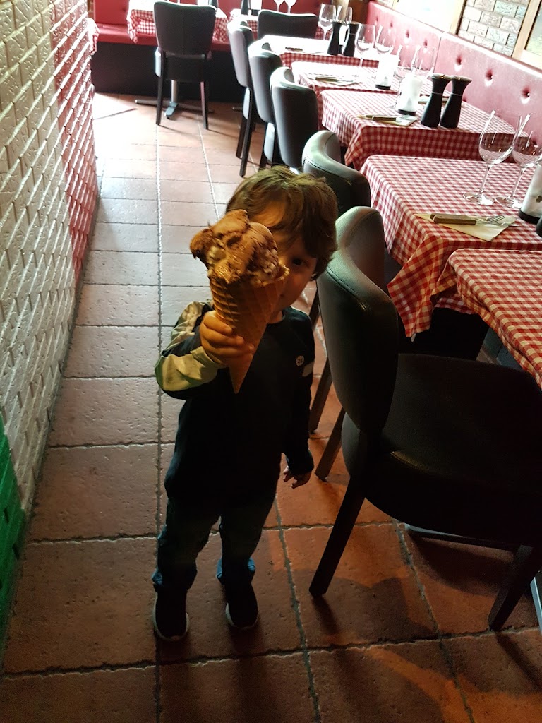 la-strada-de-luxe-ristorante-15.jpeg