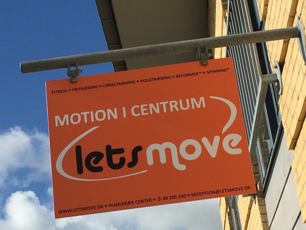 letsmove-exercise-in-city-centre-2.jpeg