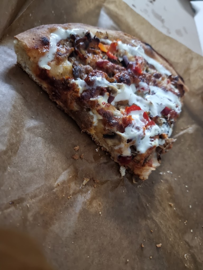 botans-pizza-burger-house-5.jpeg