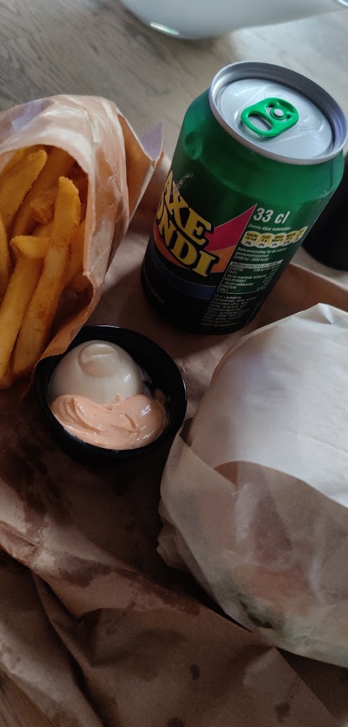 burger-station-13.jpeg