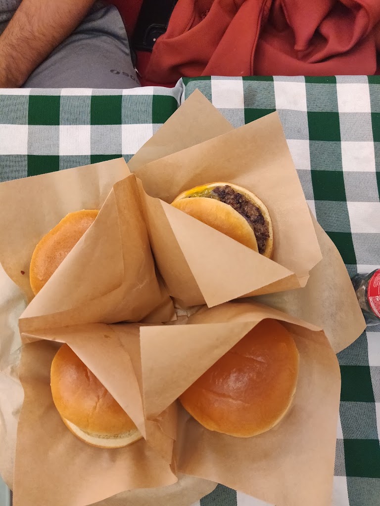 burger-station-8.jpeg