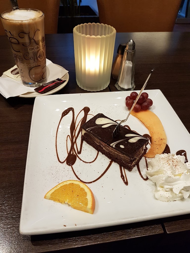 cafe-cappuccino-1.jpeg