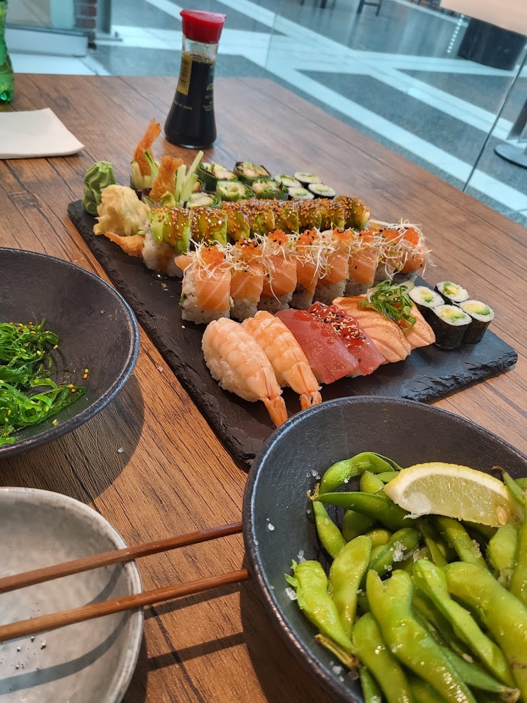 oishi-sushi-4.jpeg