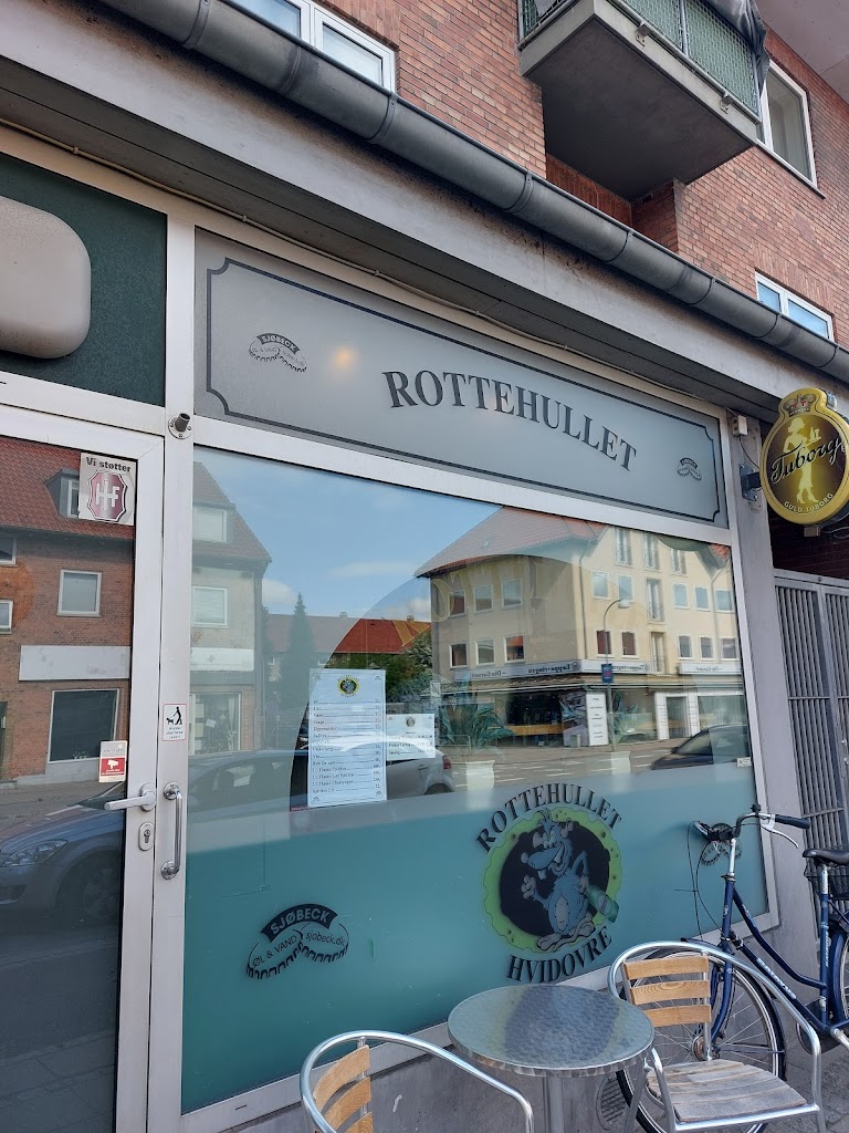 rottehullet-4.jpeg