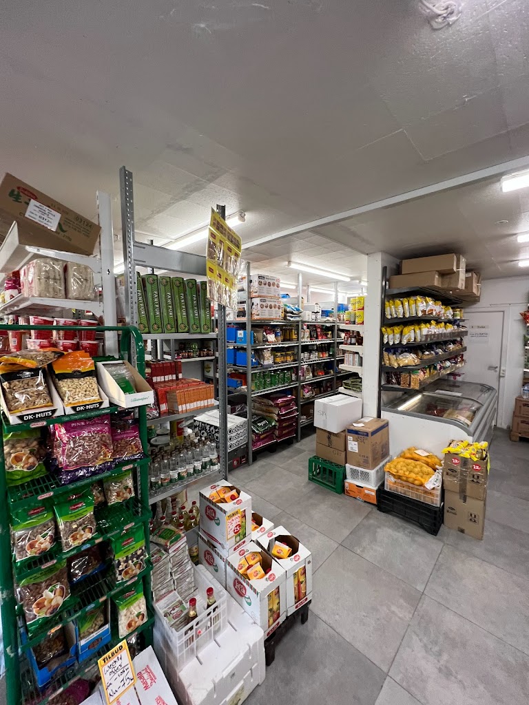 ishoj-food-store-1.jpeg