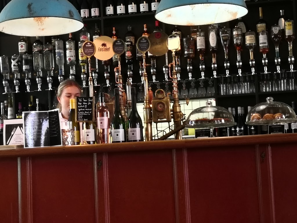 cafe-forsinket-3.jpeg
