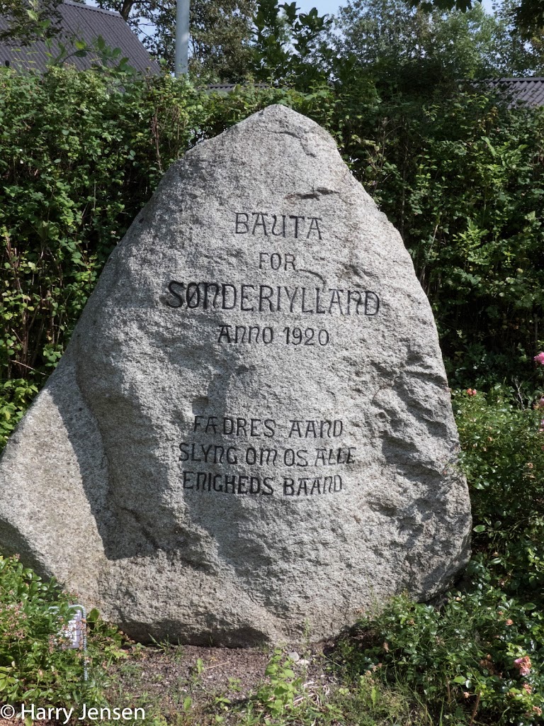genforeningssten-i-buerup-1.jpeg
