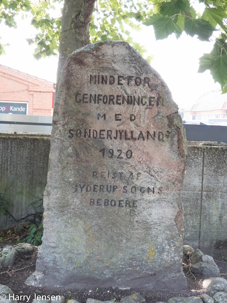 genforeningssten-i-jyderup-0.jpeg