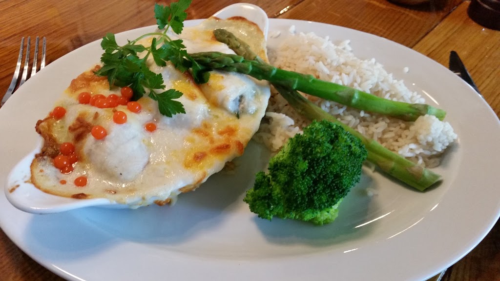 allekroen-airport-steakhouse-bar-8.jpeg
