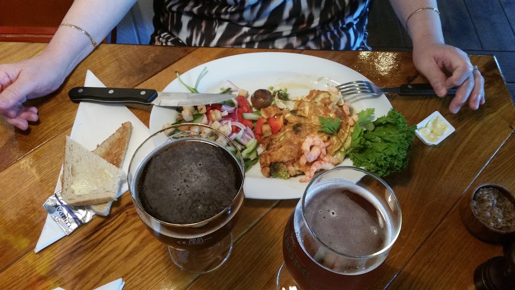allekroen-airport-steakhouse-bar-9.jpeg