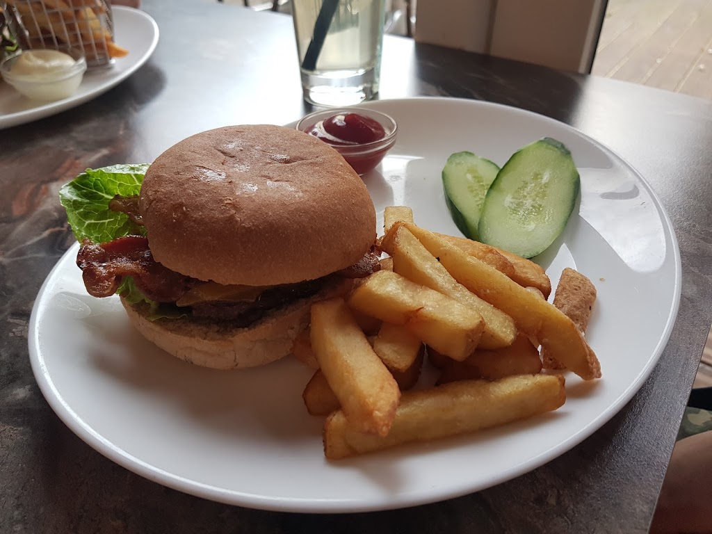 cafe-le-perr-1.jpeg