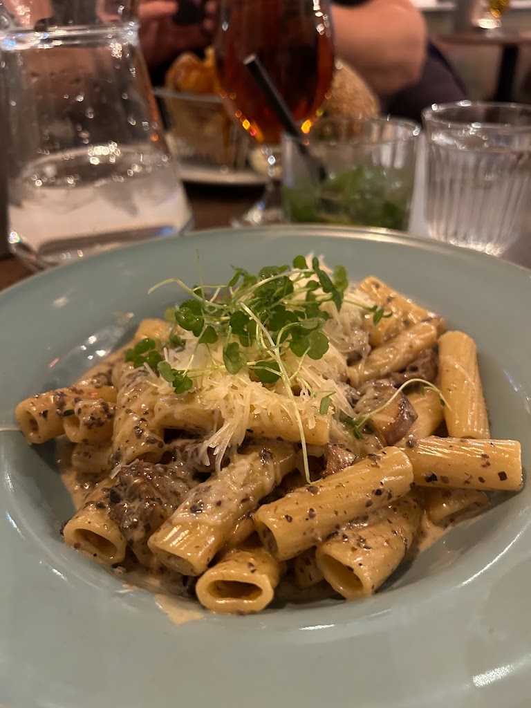 cafe-le-perr-14.jpeg