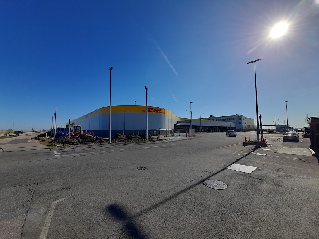 dhl-express-pakkeshopdhl-express-kastrup-18.jpeg
