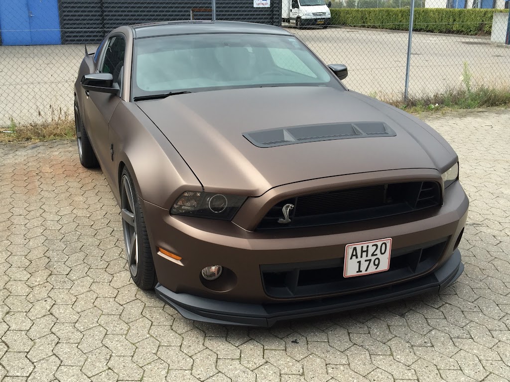 elkjaer-group-tesla-approved-bodyshop-8.jpeg