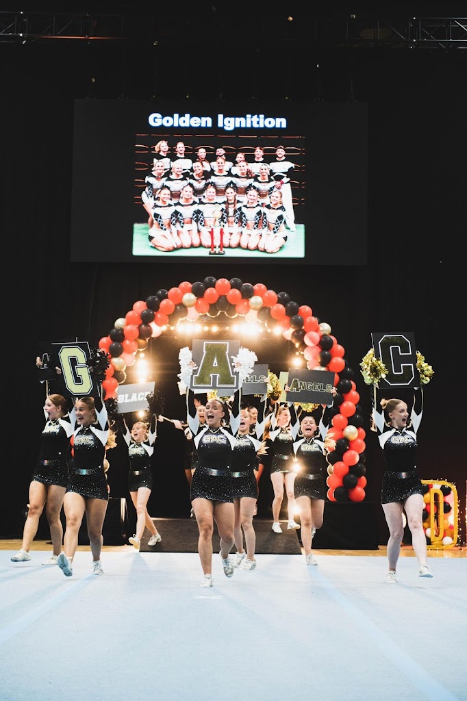 golden-angels-cheerleaders-1.jpeg