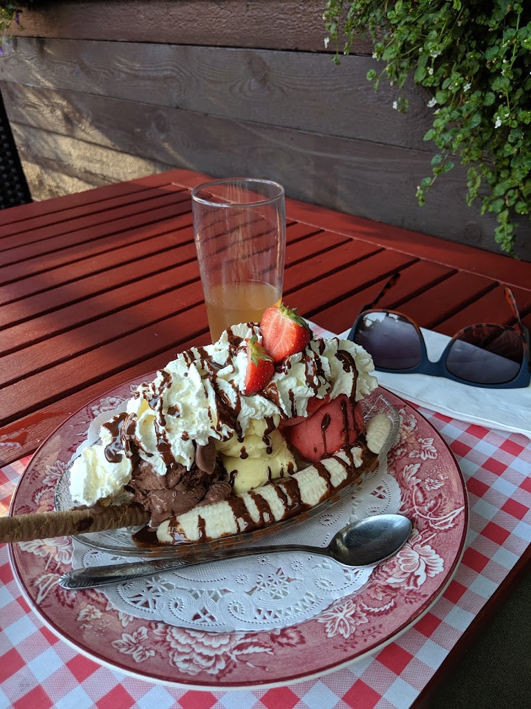 lojtehus-restaurant-11.jpeg
