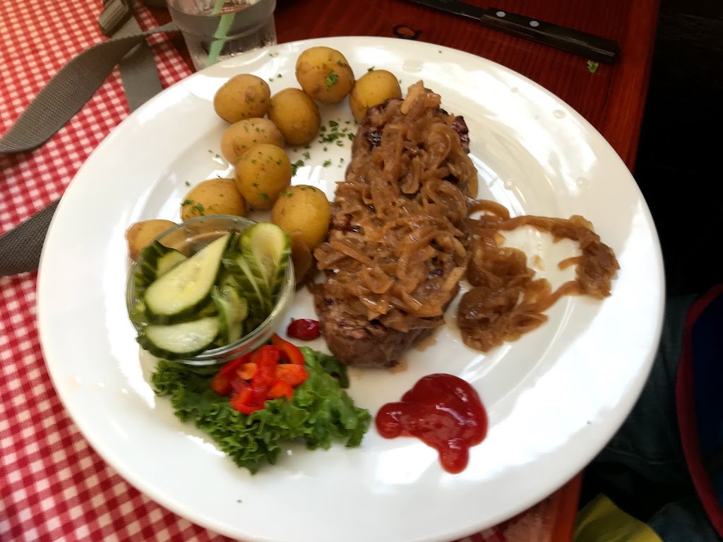 lojtehus-restaurant-16.jpeg
