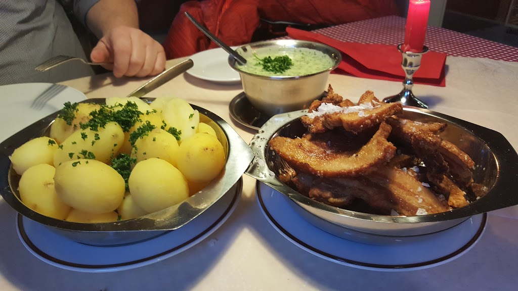 lojtehus-restaurant-17.jpeg