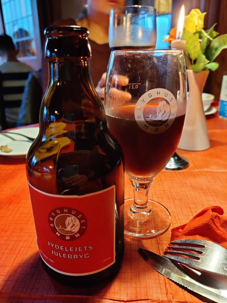 lojtehus-restaurant-9.jpeg
