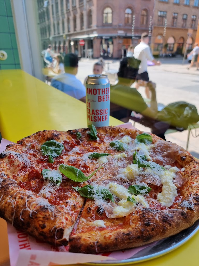 another-pizza-2.jpeg