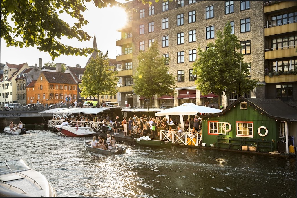 christianshavn-boat-rental-cafe-2.jpeg
