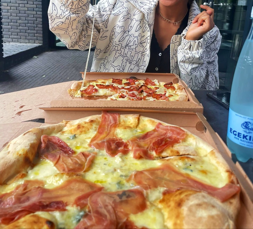 pizza-huset-1.jpeg