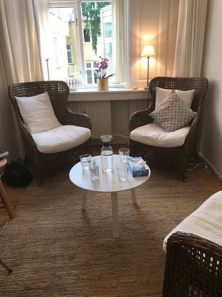 privatpraktiserende-psykoterapeut-parterapeut-hanne-christensen-2.jpeg