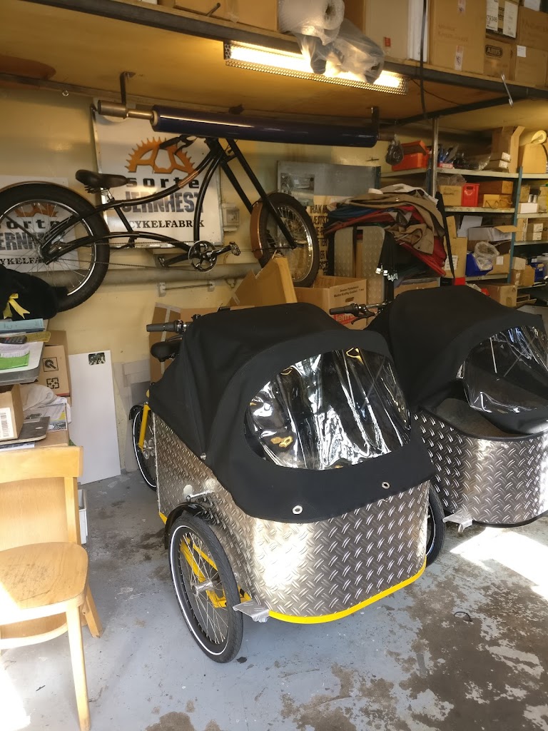 black-iron-horse-shop-service-2.jpeg