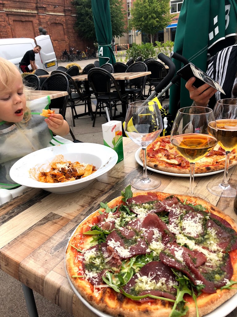 la-piazza-17.jpeg