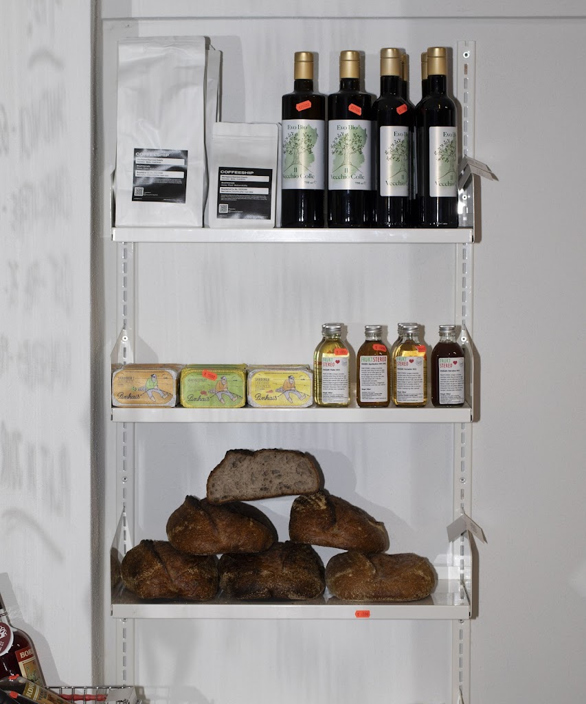 omada-wine-deli-1.jpeg