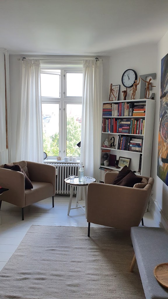 psychotherapist-helle-eliasson-0.jpeg