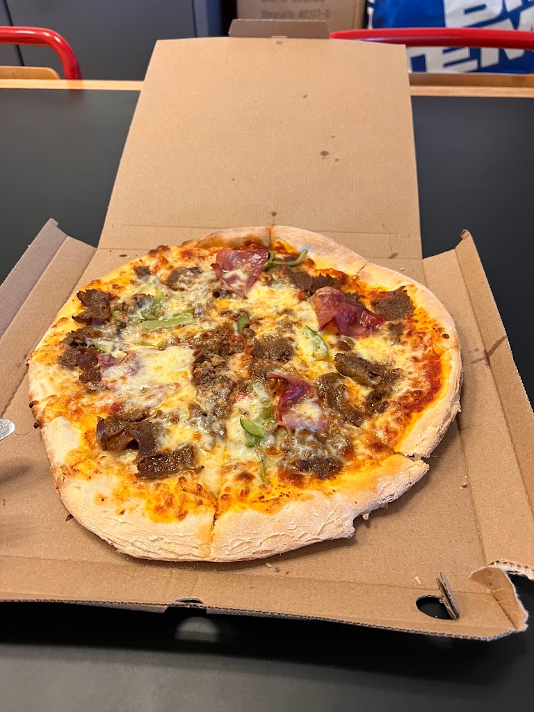byens-pizzeria-kebabhouse-5.jpeg