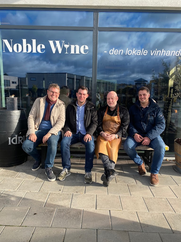 noble-wine-15.jpeg