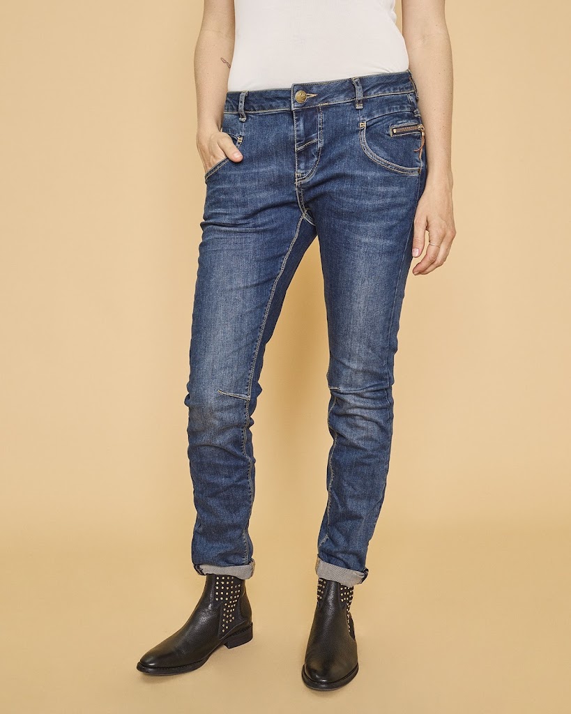 karina-ravn-womens-clothing-8.jpeg