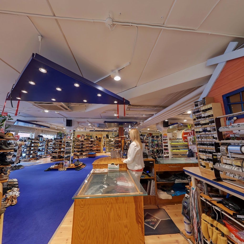 via-roma-shoes-accessories-7.jpeg
