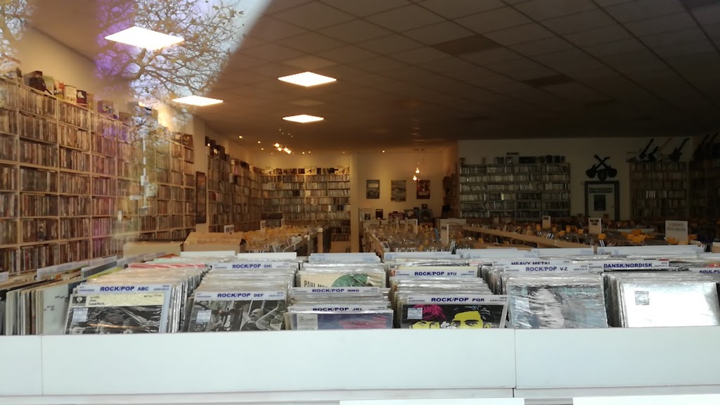 accord-lyngby-music-movies-10.jpeg